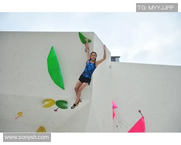 成都滑板队在攀岩联赛中的灵活性表现引发热议与思考